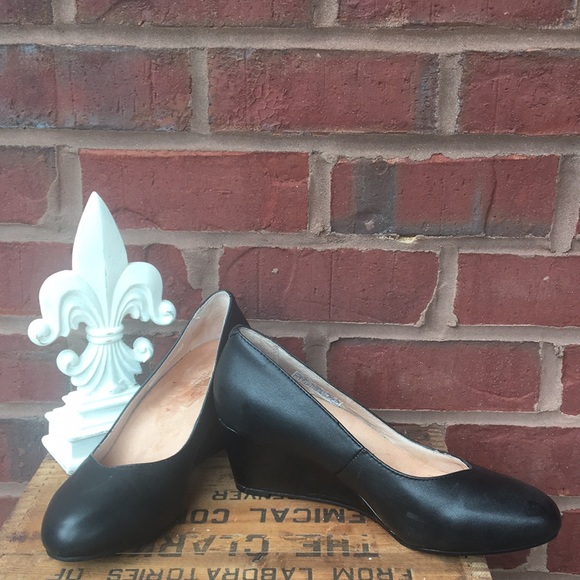vionic lux camden wedge pump